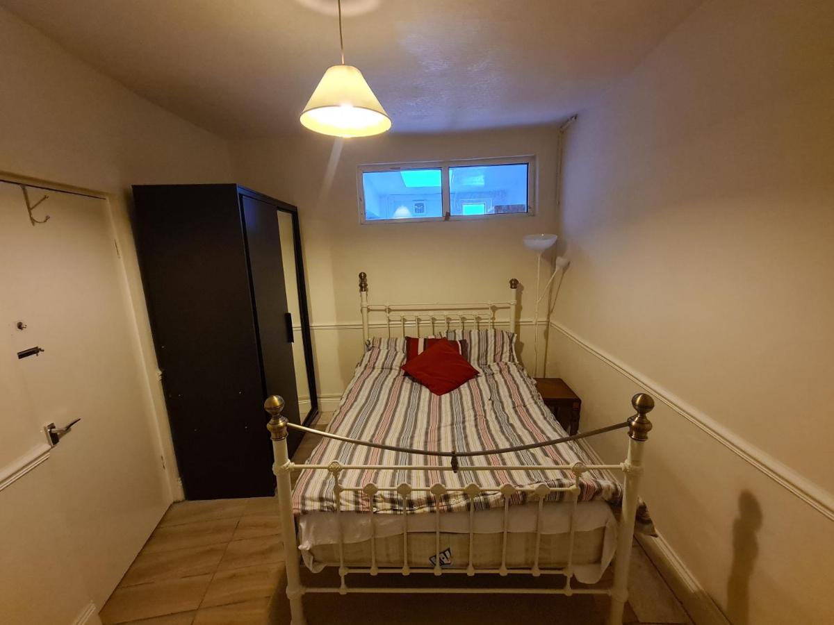 Ground Floor Flat , 31 Lena Street, Easton,bristol Avon, Uk Gjestgiverier Bristol